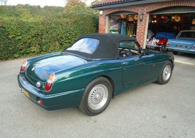 1993 MG RV8